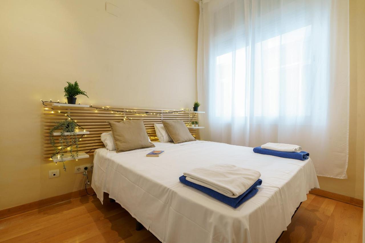 Bright Two-Bedroom Apartment In The Historic Center Málaga Esterno foto