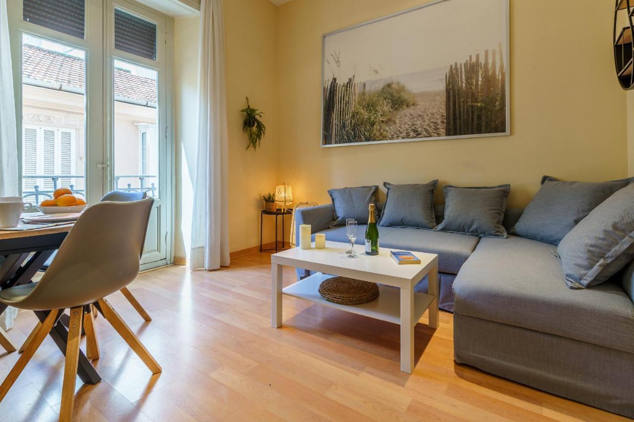 Bright Two-Bedroom Apartment In The Historic Center Málaga Esterno foto