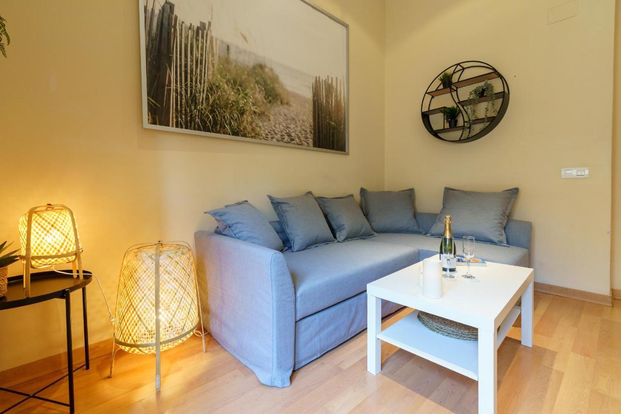 Bright Two-Bedroom Apartment In The Historic Center Málaga Esterno foto