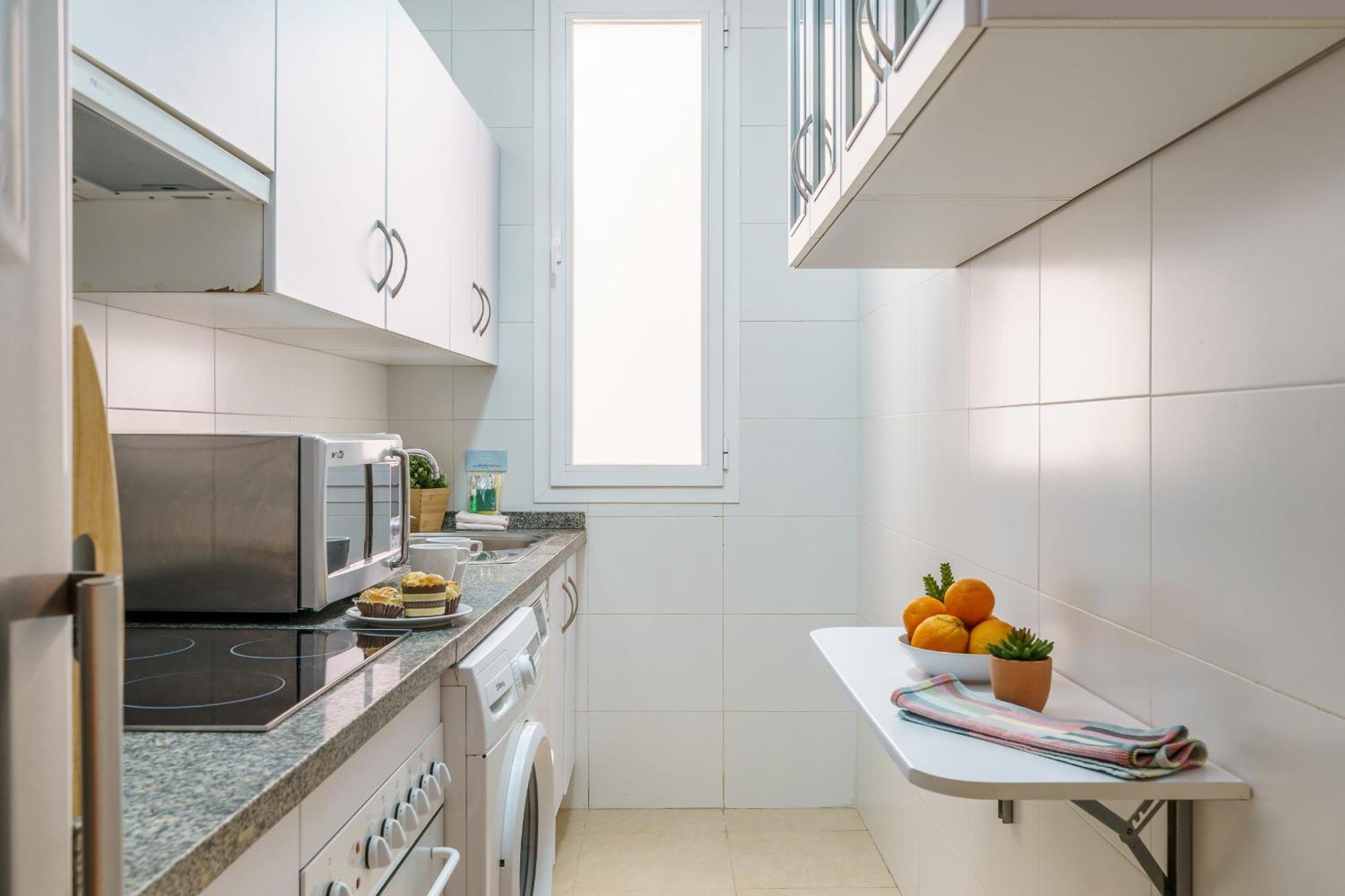 Bright Two-Bedroom Apartment In The Historic Center Málaga Esterno foto
